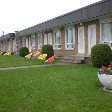 Motel Vaudreuil Exteriér fotografie