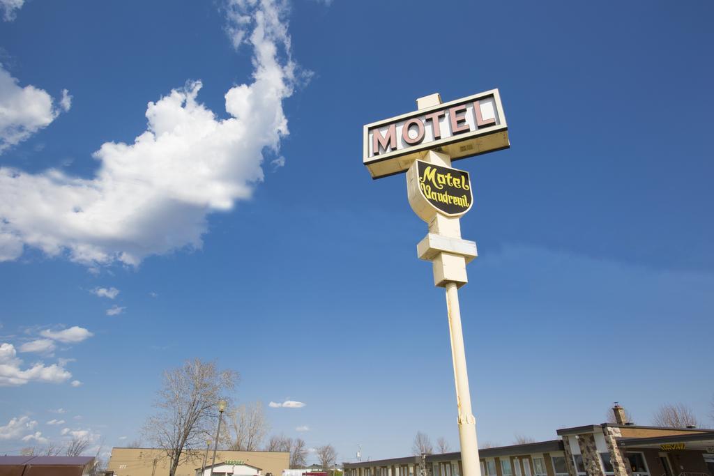 Motel Vaudreuil Exteriér fotografie